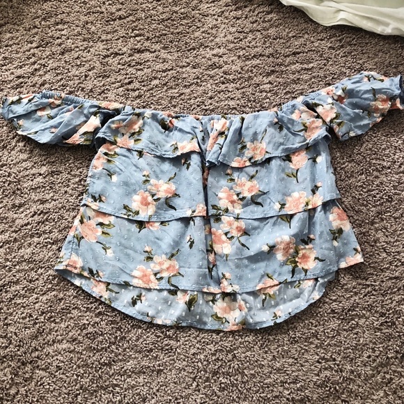 American Eagle Outfitters three tier top - Picture 6 of 7